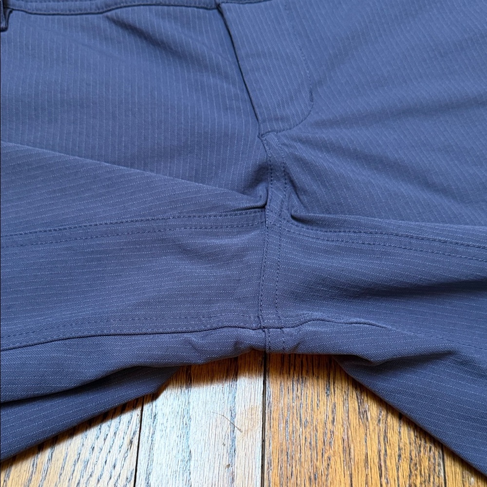 Lululemon sz 12 Longer Shorts Hiking Golfing Bermuda Walking purple and mint - Picture 11 of 12